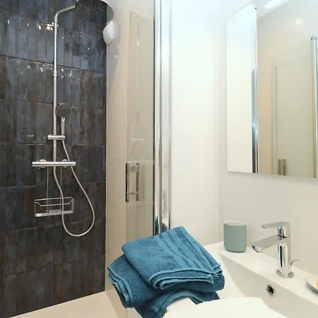 Apartment Le Botticelli By Tah, Hyper Centre, Parking, Wifi Pornichet